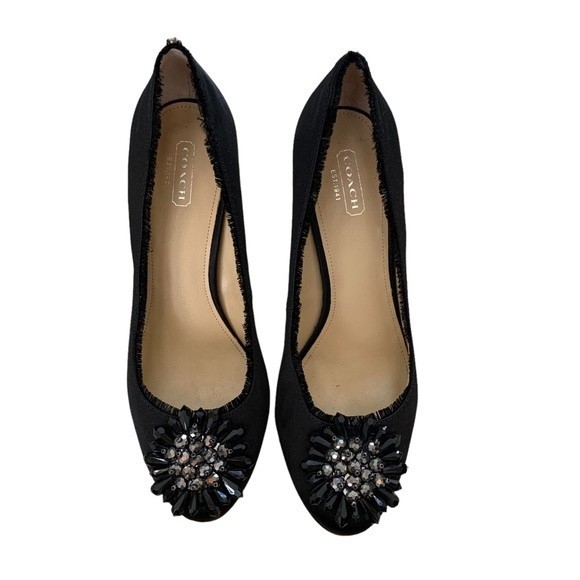 Coach Bergen Black Satin Covered Leather Embellished Fringed Pumps Size 8.5 - Picture 1 of 9